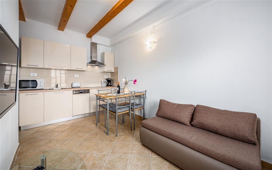 Apartment A8, for 3 persons