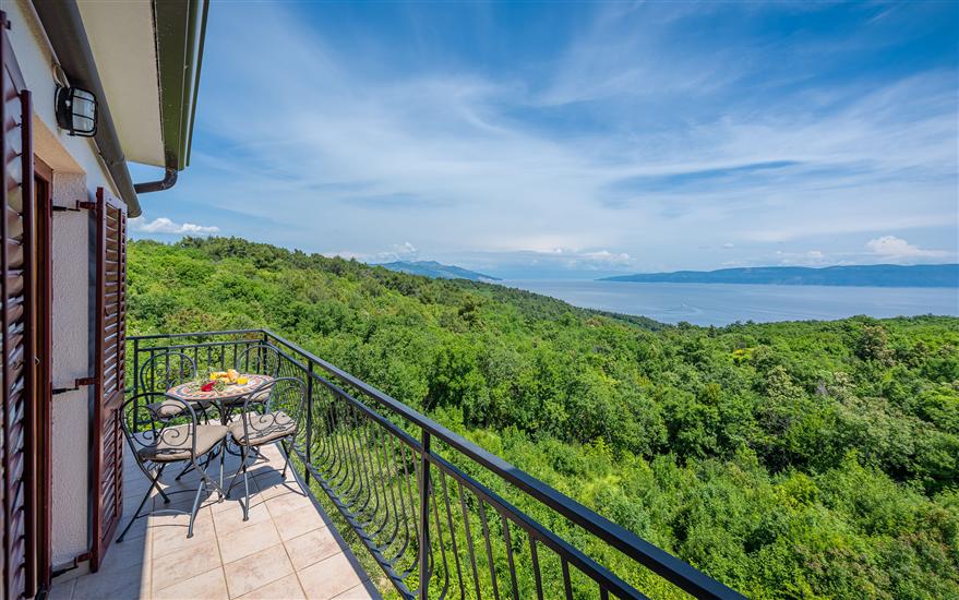 Apartment A6, for 4 persons