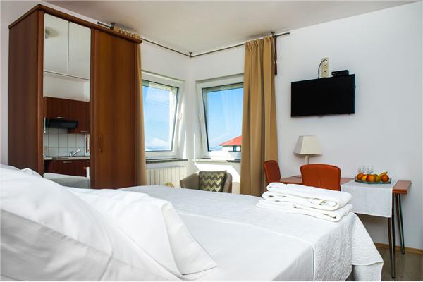 Apartment A1, for 2 persons