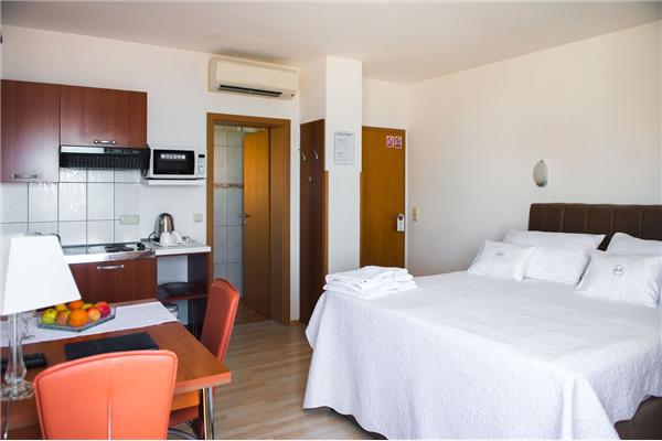 Apartment A1, for 2 persons