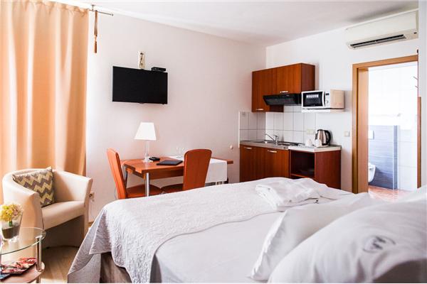 Apartment A1, for 2 persons