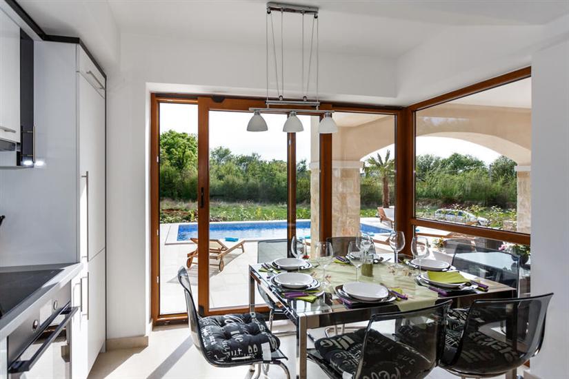 House K1, for 8 persons