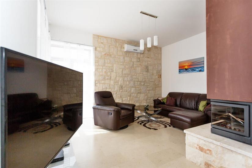 House K1, for 8 persons