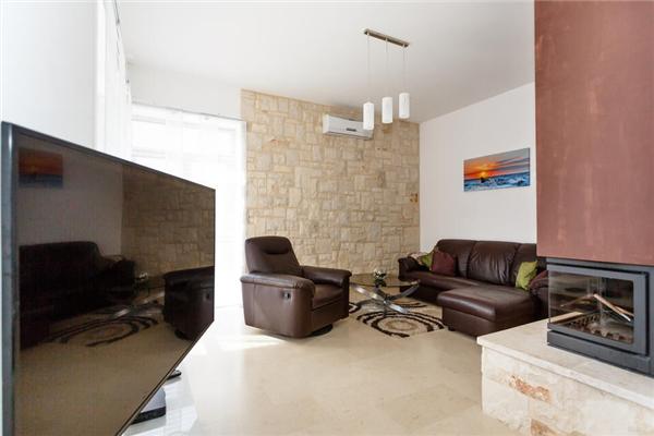 House K1, for 8 persons