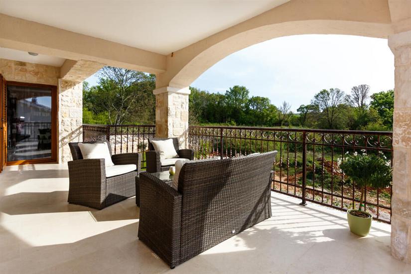 House K1, for 8 persons