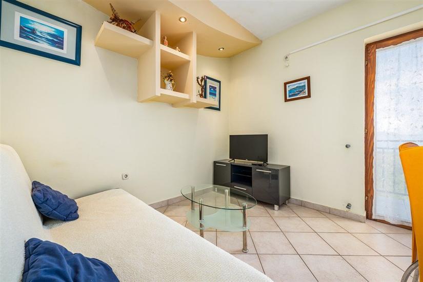 Apartment A1, for 5 persons