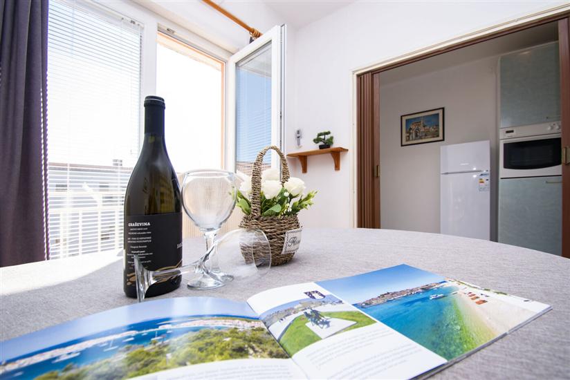 Apartment A1, for 5 persons