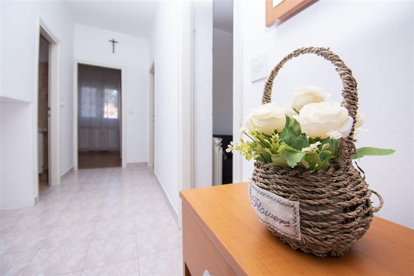 Apartment A1, for 5 persons