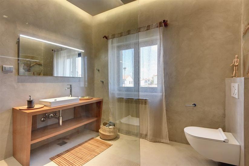 House K1, for 10 persons