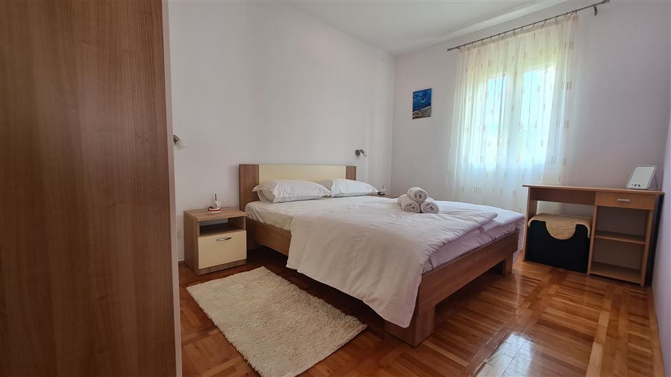 Apartment A1, for 3 persons