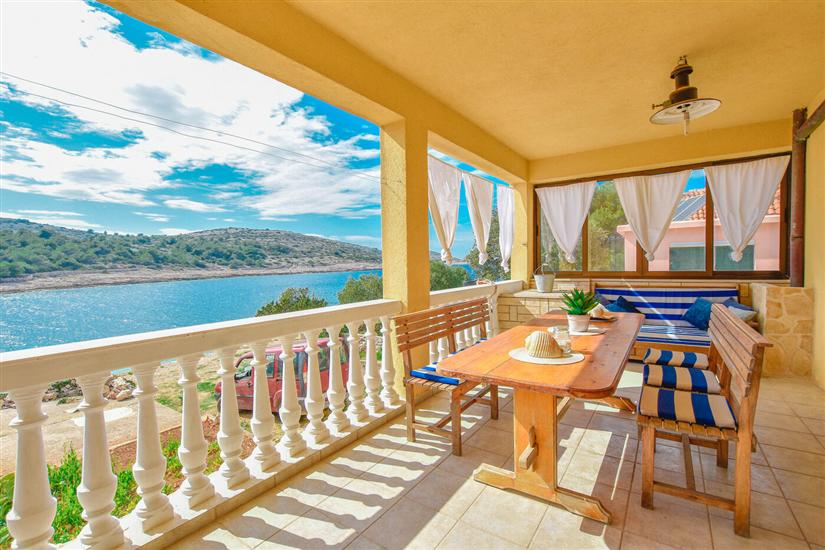 House K1, for 8 persons