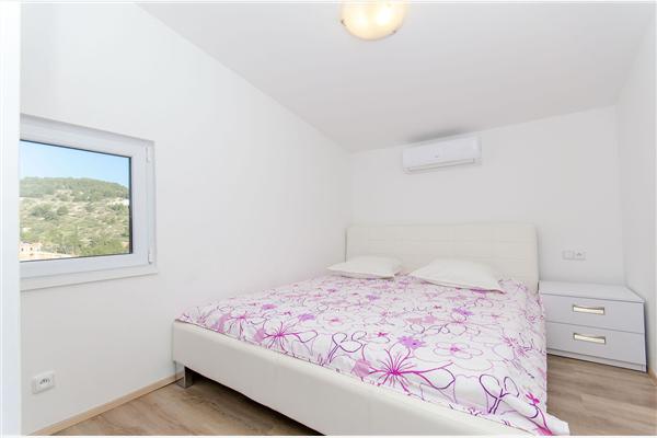 Apartment A6, for 6 persons