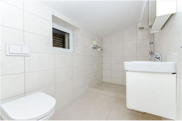 Apartment A6, for 6 persons