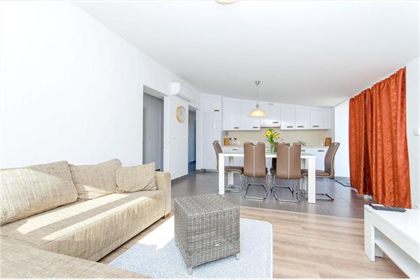 Apartment A6, for 6 persons