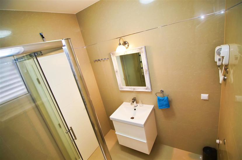 Apartment A4, for 4 persons