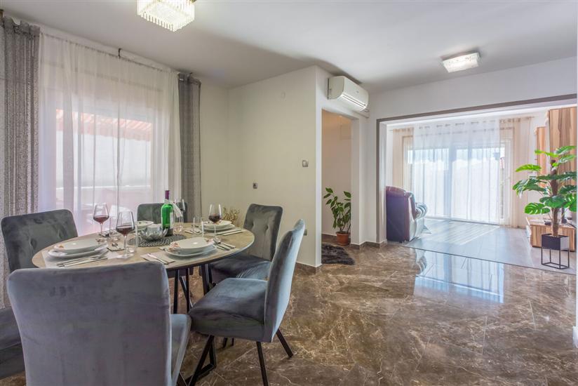 Lägenhet A1, för 6 personer