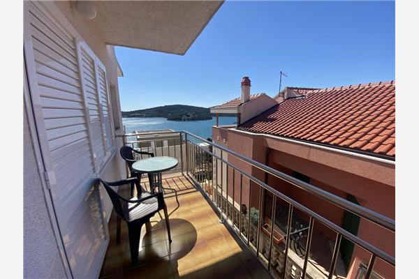 Apartment A1, for 5 persons