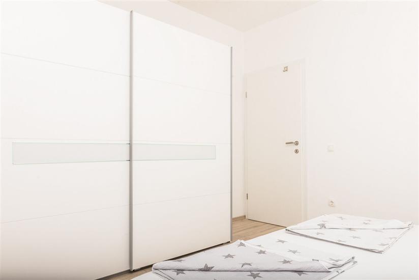 Apartment A2, for 7 persons