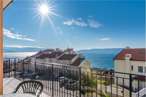 Apartment A2, for 7 persons