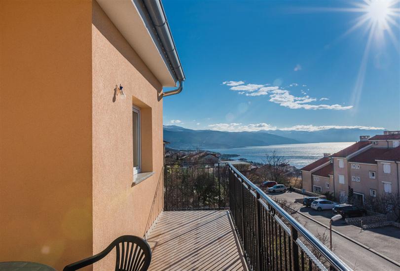 Apartment A2, for 7 persons