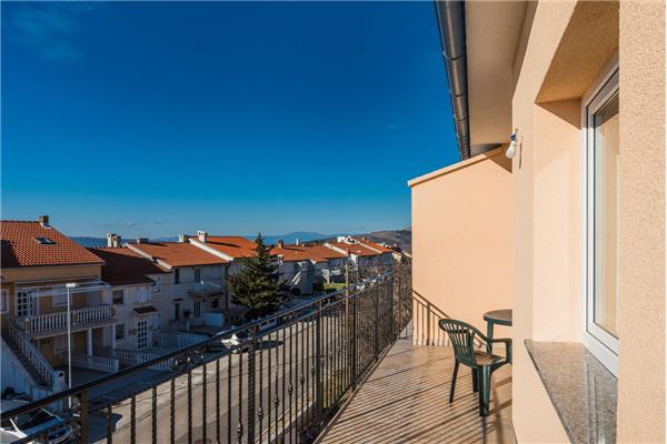 Apartment A2, for 7 persons