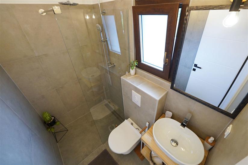 House K1, for 8 persons