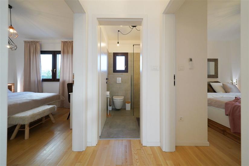 House K1, for 8 persons