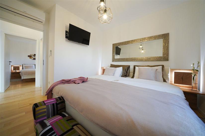 House K1, for 8 persons