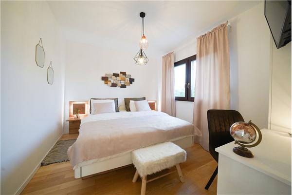 House K1, for 8 persons