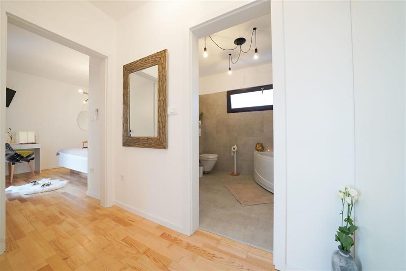 House K1, for 8 persons