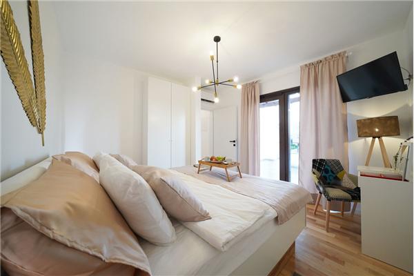 House K1, for 8 persons