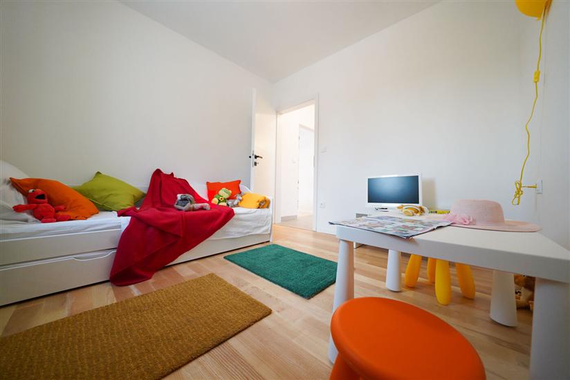 House K1, for 8 persons