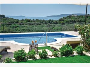 Ubytovanie s bazénom Split a Trogir riviéra,RezervujteVedranOd 2341 zl
