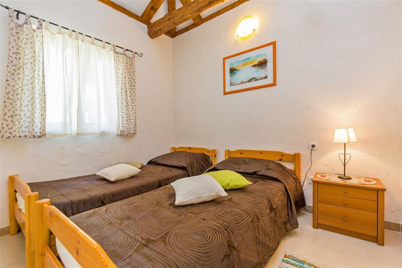 House K1, for 8 persons