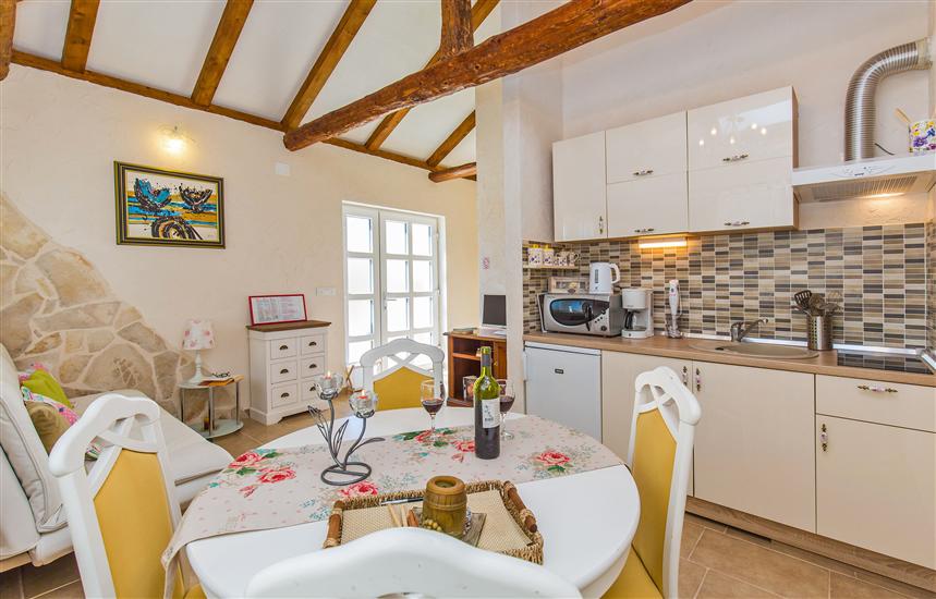 House K1, for 8 persons