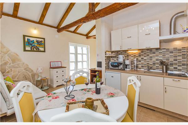 House K1, for 8 persons