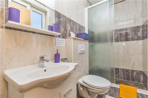 House K1, for 8 persons