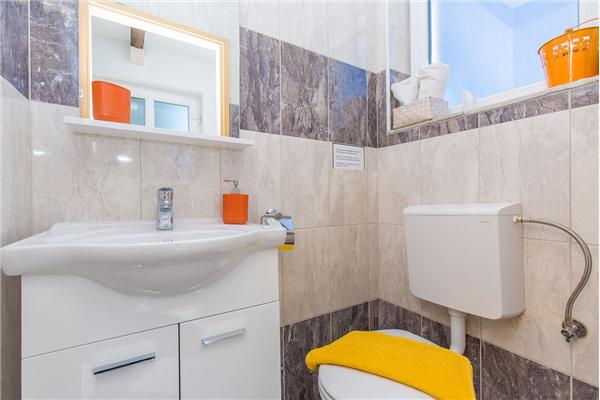 House K1, for 8 persons