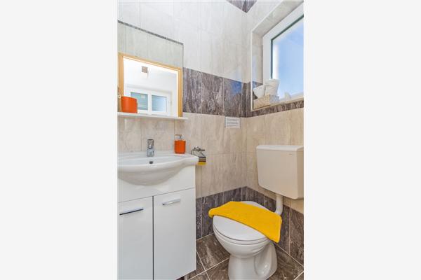 House K1, for 8 persons