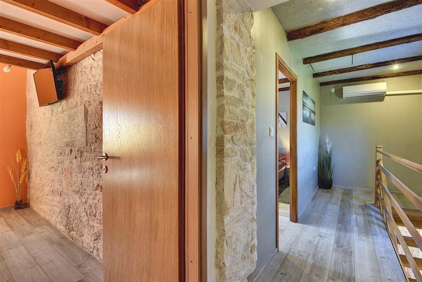 House K1, for 5 persons