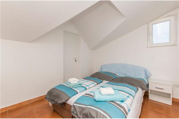 House K1, for 6 persons