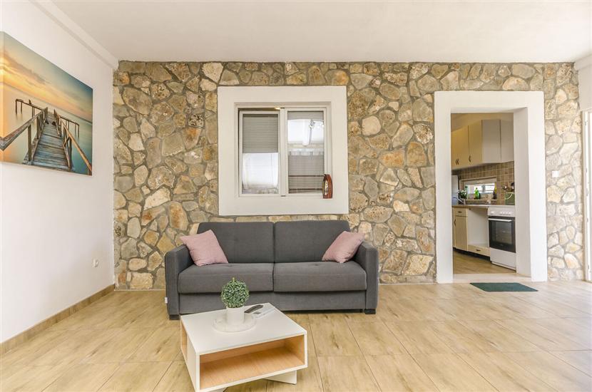 House K1, for 5 persons