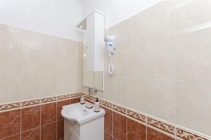 House K1, for 5 persons