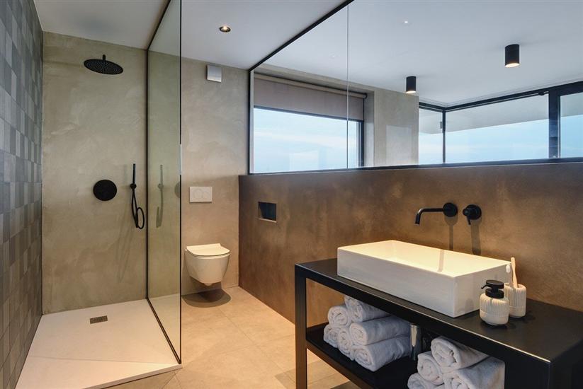 House K1, for 14 persons