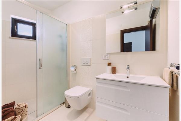 House K1, for 12 persons