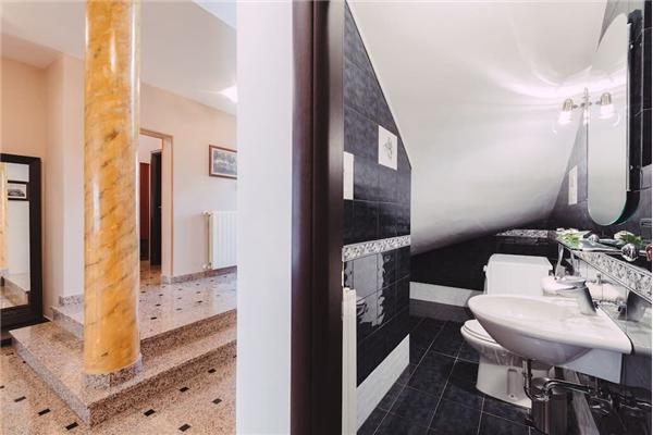 House K1, for 12 persons