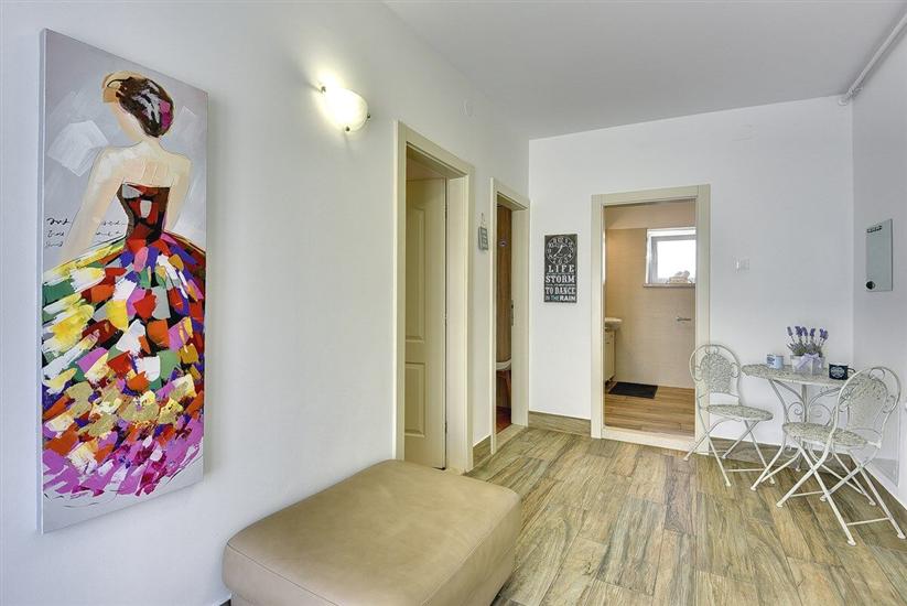 Apartment A1, for 6 persons