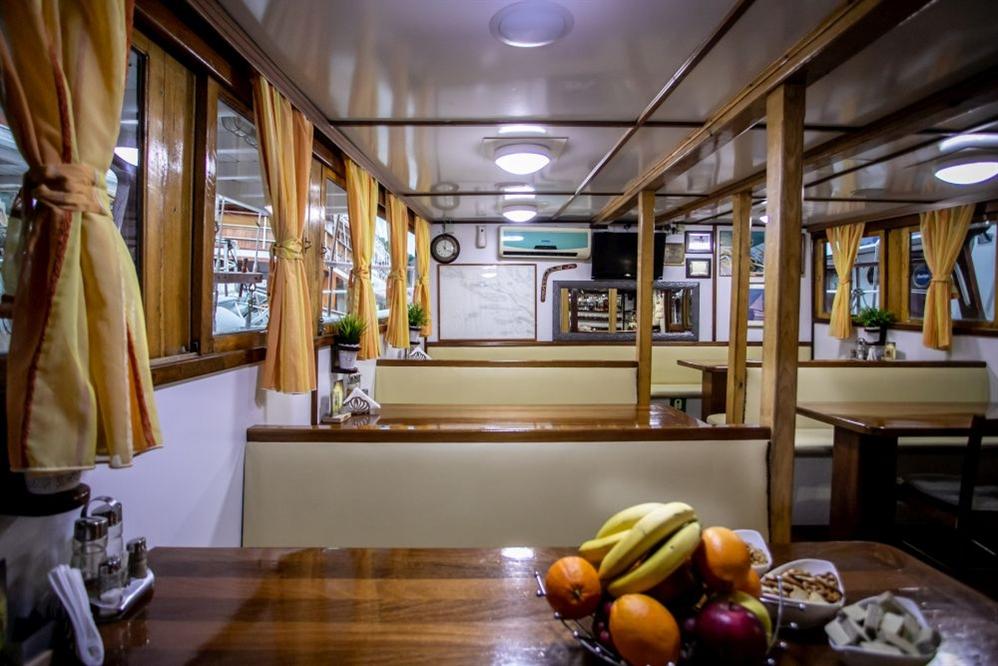 9d873971828557cbab91b2b99d7e992d-original