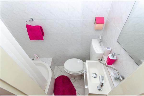 House K1, for 8 persons