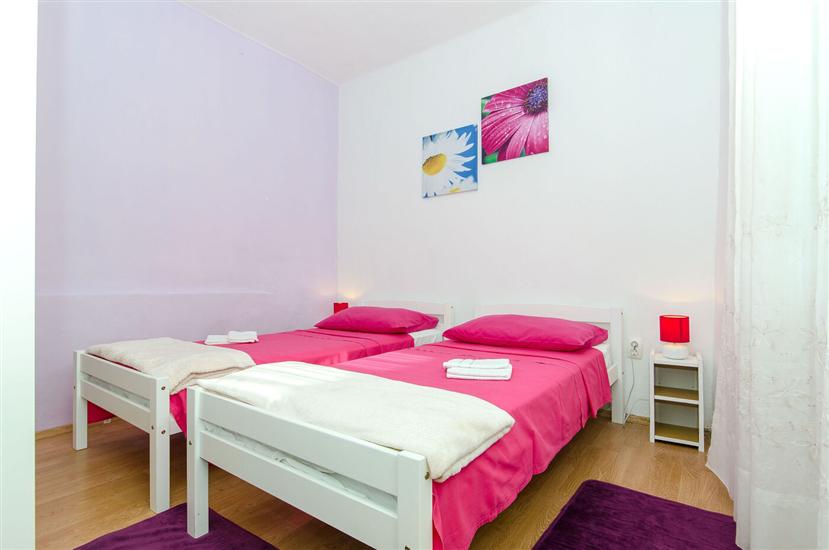 House K1, for 8 persons